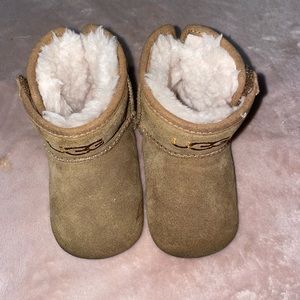 Uggs toddler boots